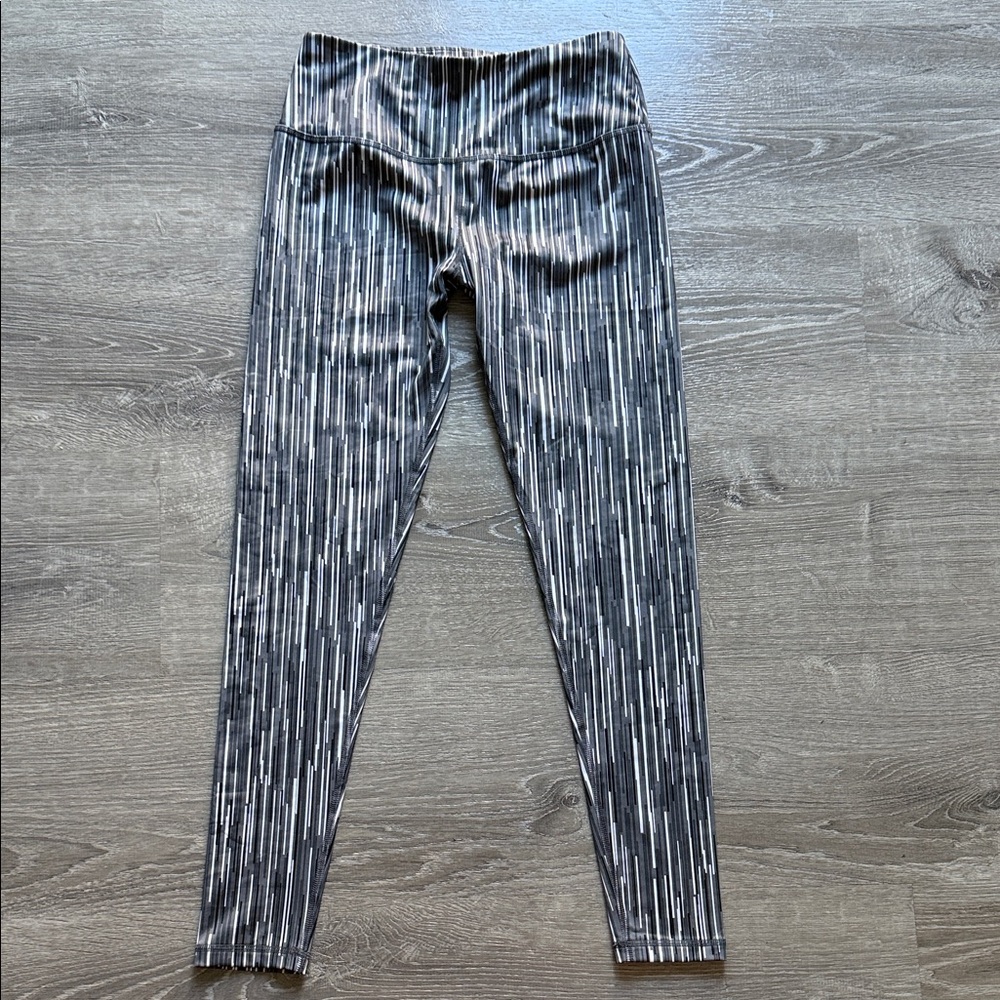 Legend Striped Gray Active Leggings